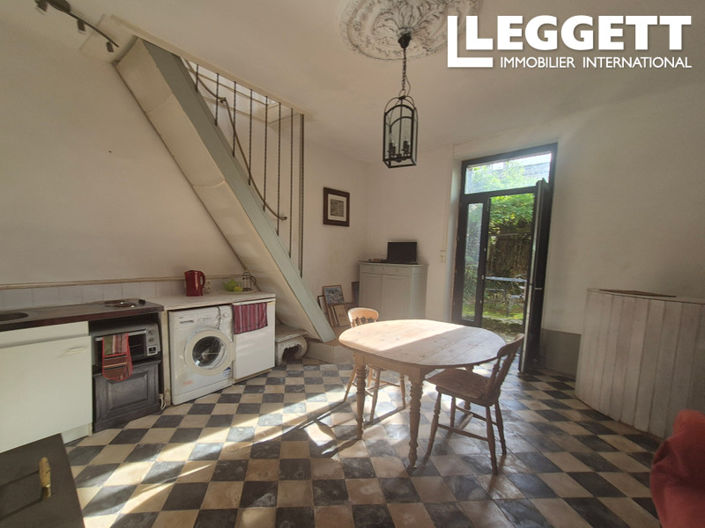 Image No.8-3 Bed House for sale