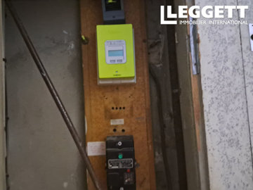 ahr0chm6ly9jzg4uagvzdglhlmltbw8vaw1hz2uvvevom