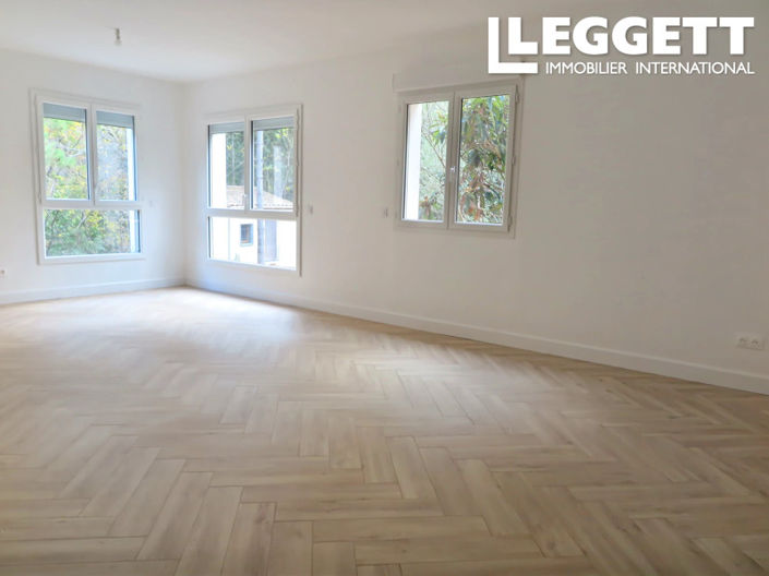 Image No.5-5 Bed House for sale