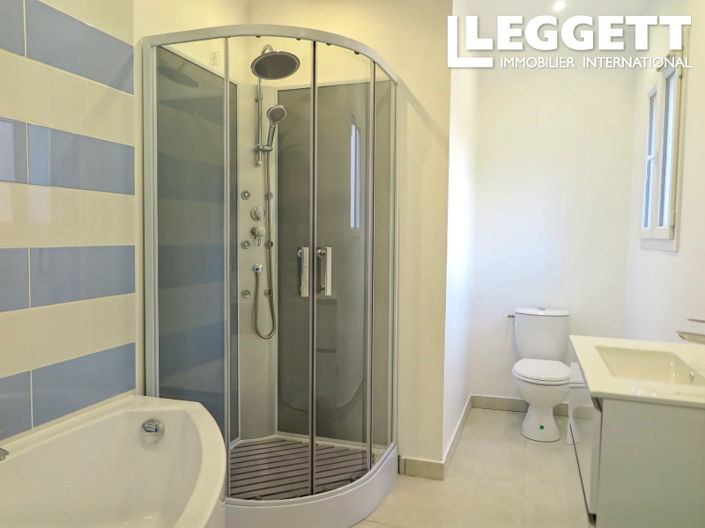 Image No.7-5 Bed House for sale