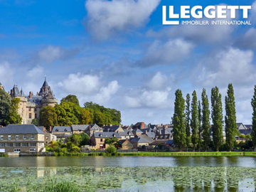 1 - Combourg, Maison