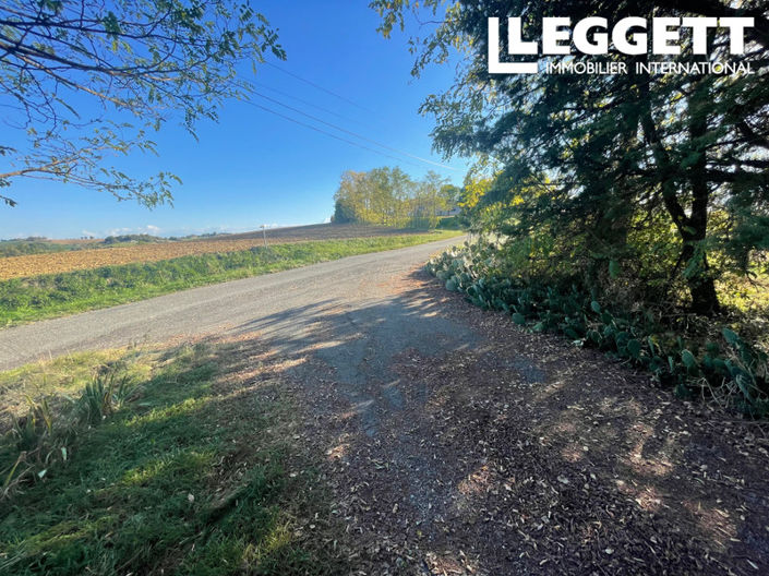 Image No.10-4 Bed House for sale