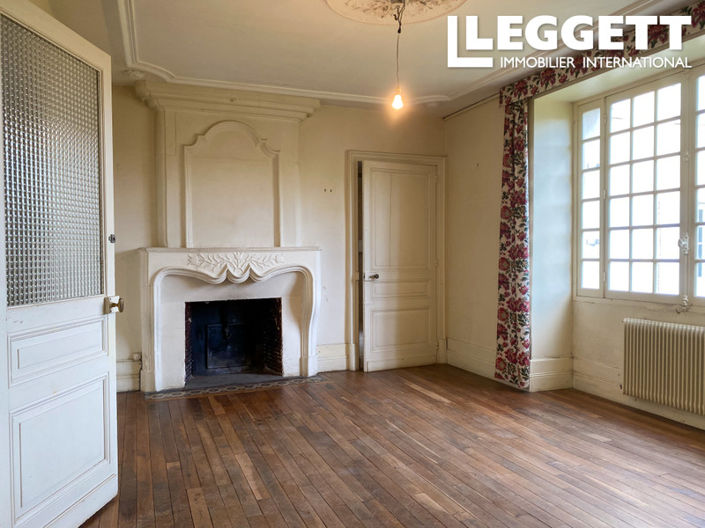 Image No.5-6 Bed House for sale