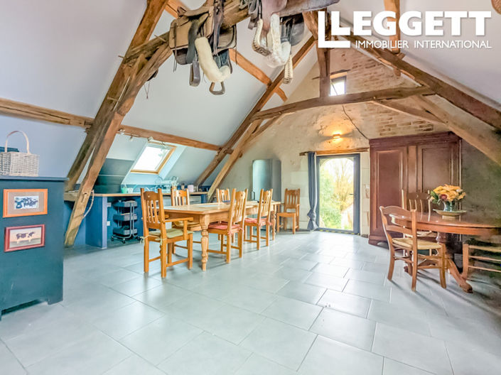 Image No.5-2 Bed House for sale