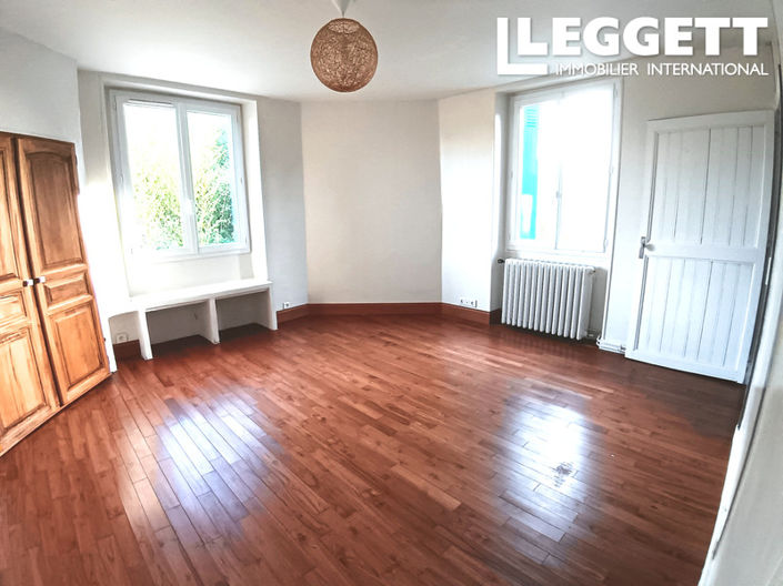 Image No.6-4 Bed House for sale