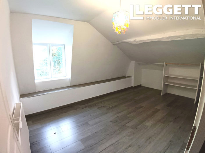 Image No.7-4 Bed House for sale