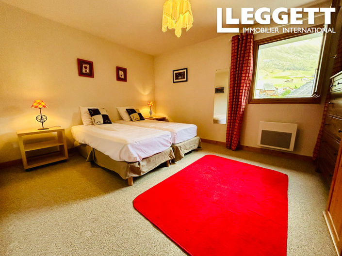 Image No.7-3 Bed Apartment for sale