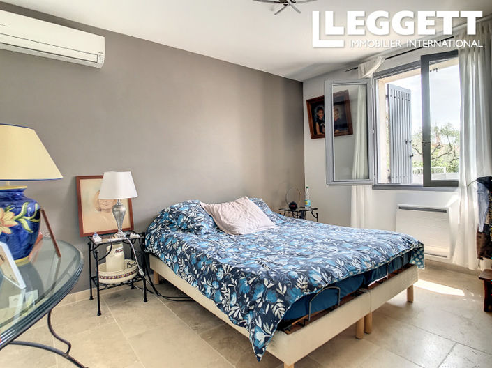 Image No.5-4 Bed House for sale