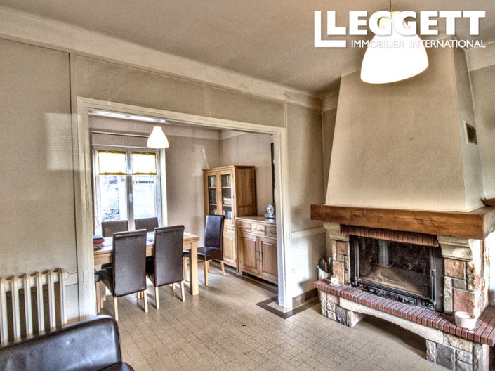 Image No.10-6 Bed House for sale