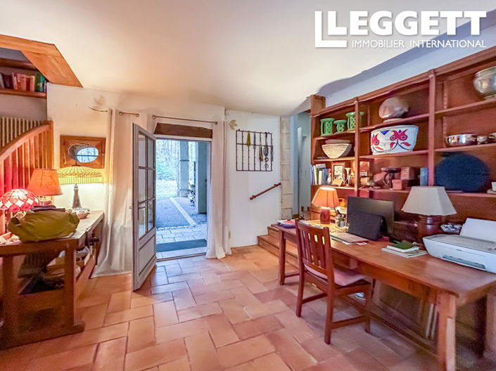 Image No.9-4 Bed House for sale