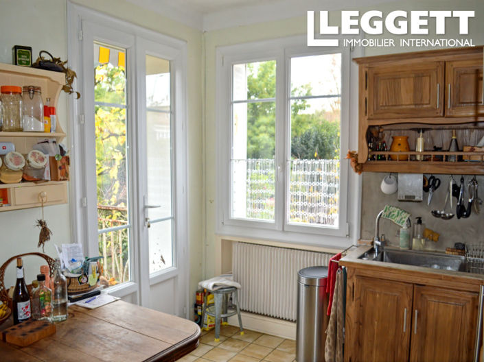 Image No.6-5 Bed House for sale