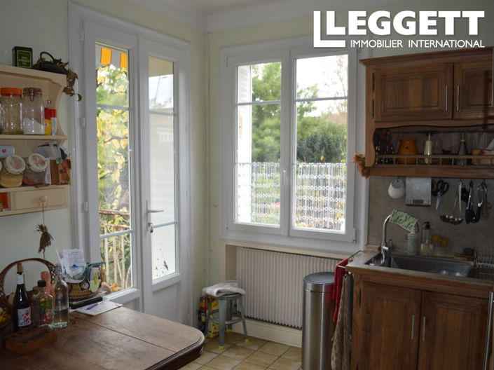 Image No.7-5 Bed House for sale