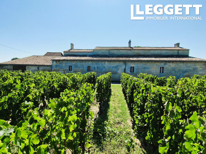 Image No.8-6 Bed Commercial for sale