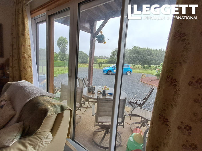 Image No.6-4 Bed House for sale