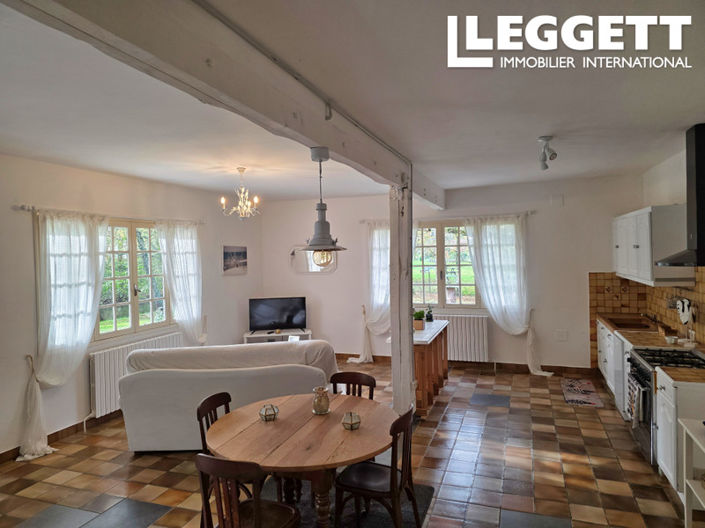 Image No.2-4 Bed House for sale