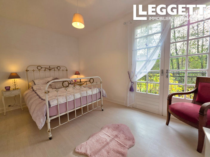 Image No.4-4 Bed House for sale