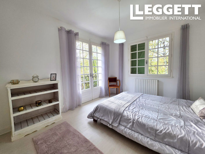 Image No.5-4 Bed House for sale