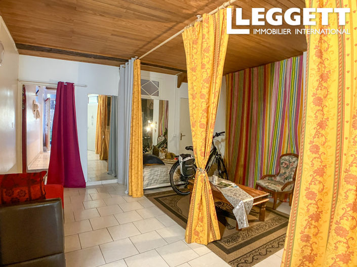 Image No.10-4 Bed House for sale