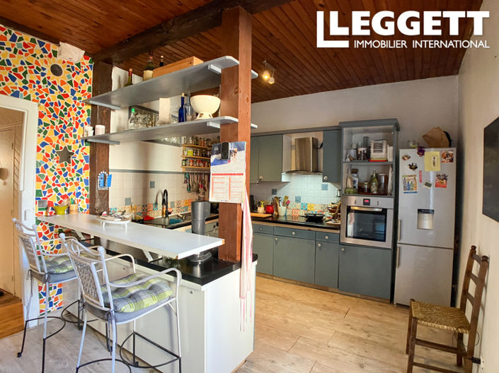 Image No.6-4 Bed House for sale