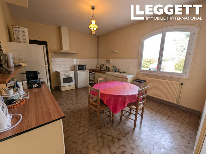 Image No.7-5 Bed House for sale