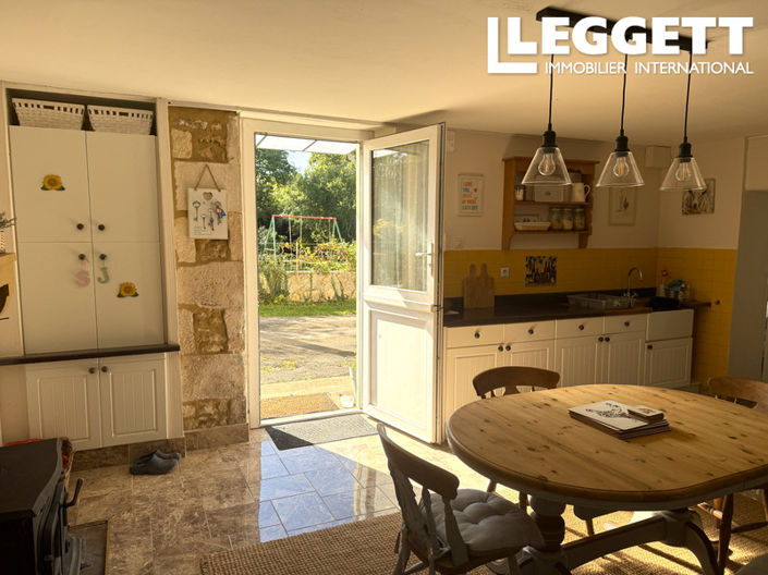 Image No.3-4 Bed House for sale