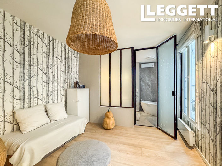 Image No.8-2 Bed Apartment for sale