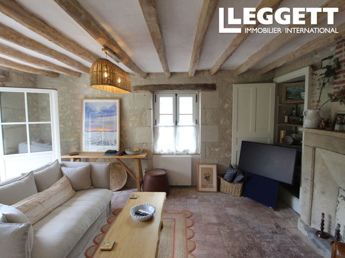 Image No.2-Maison de 2 chambres à vendre à Tournon-Saint-Pierre