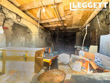 ahr0chm6ly9jzg4uagvzdglhlmltbw8vaw1hz2uvvevom