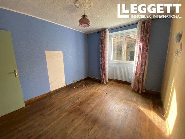 Image No.8-3 Bed House for sale