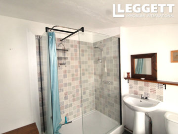 ahr0chm6ly9jzg4uagvzdglhlmltbw8vaw1hz2uvvevom