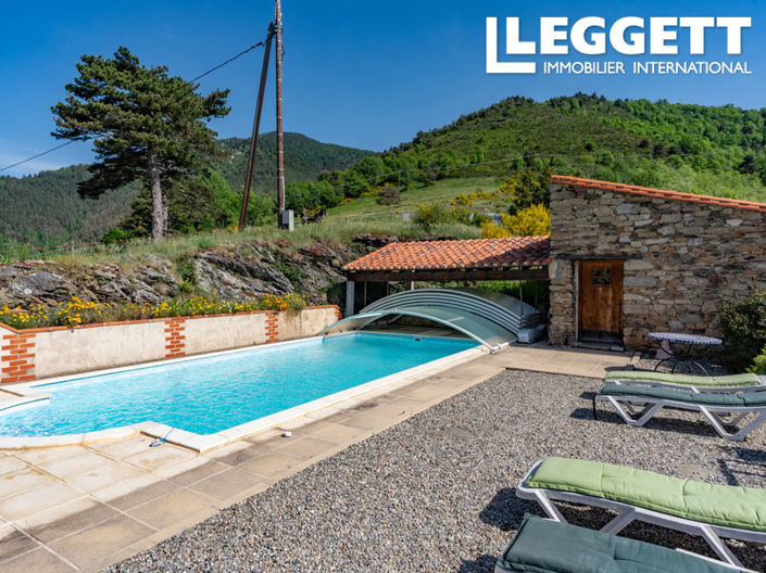 Image No.5-10 Bed House for sale