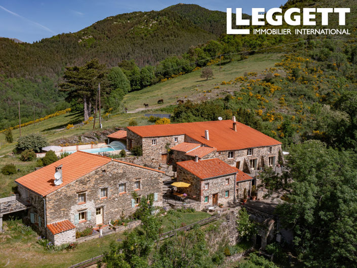 Image No.9-10 Bed House for sale