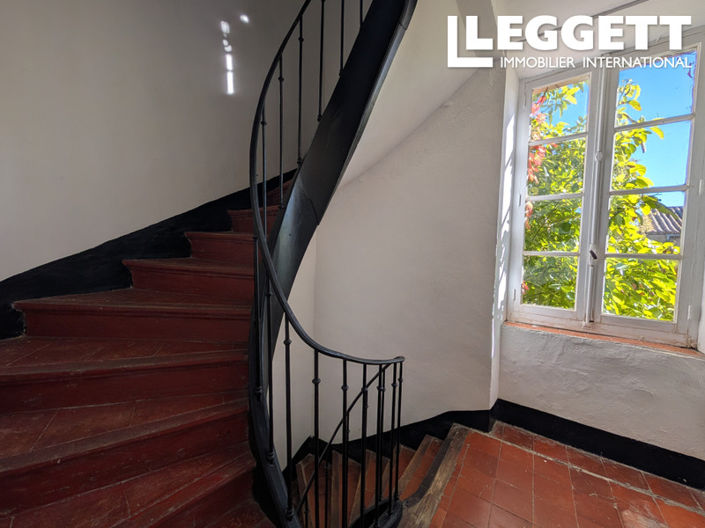 Image No.8-4 Bed House for sale