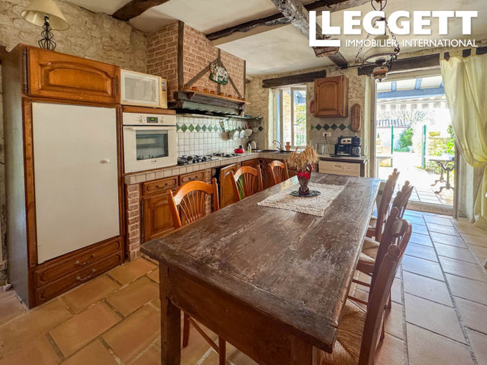 Image No.10-4 Bed House for sale