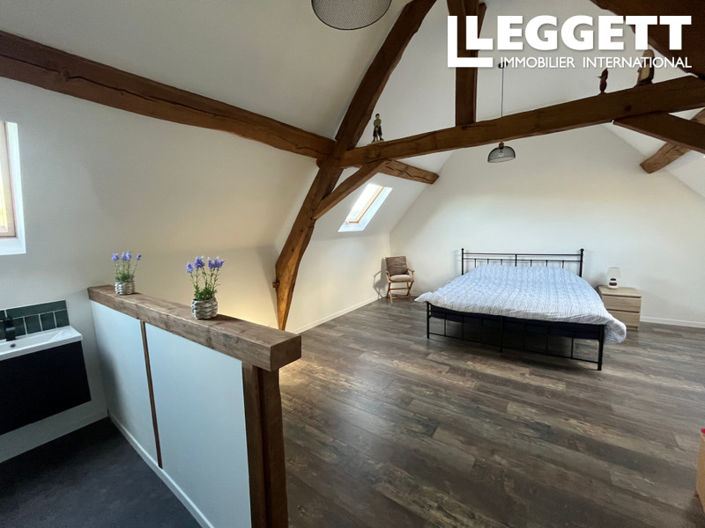 Image No.6-3 Bed House for sale