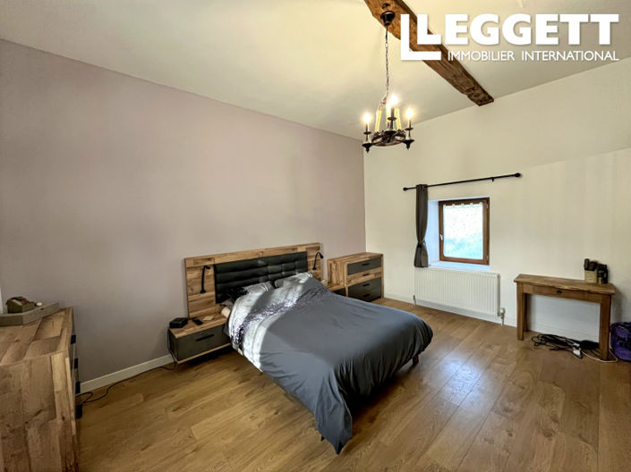 Image No.9-3 Bed House for sale