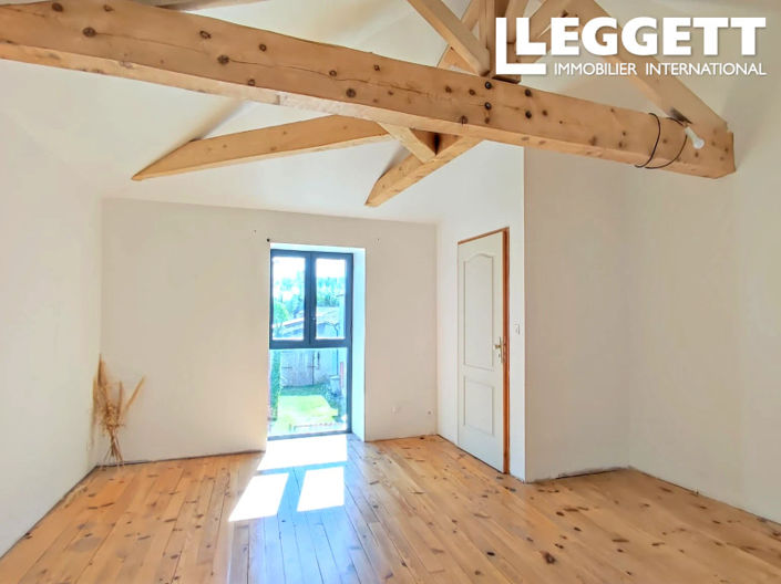 Image No.4-Maison de 5 chambres à vendre à Bouhet