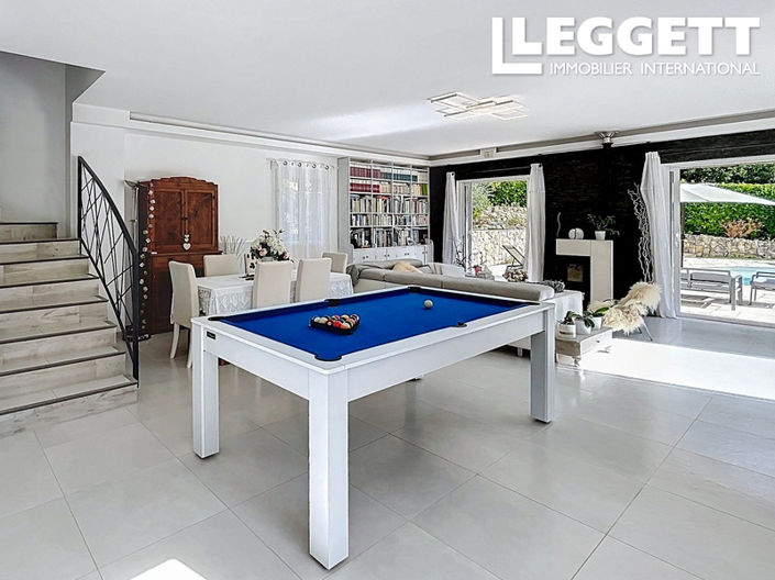 Image No.7-5 Bed House for sale