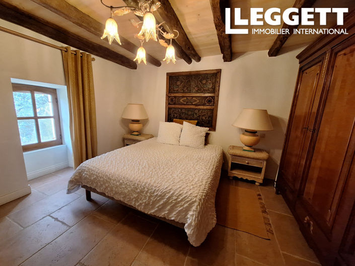 Image No.4-4 Bed House for sale