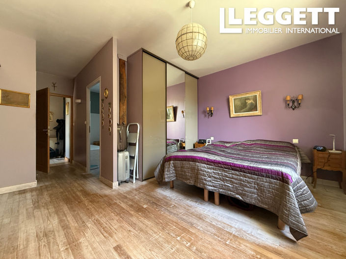 Image No.7-4 Bed House for sale