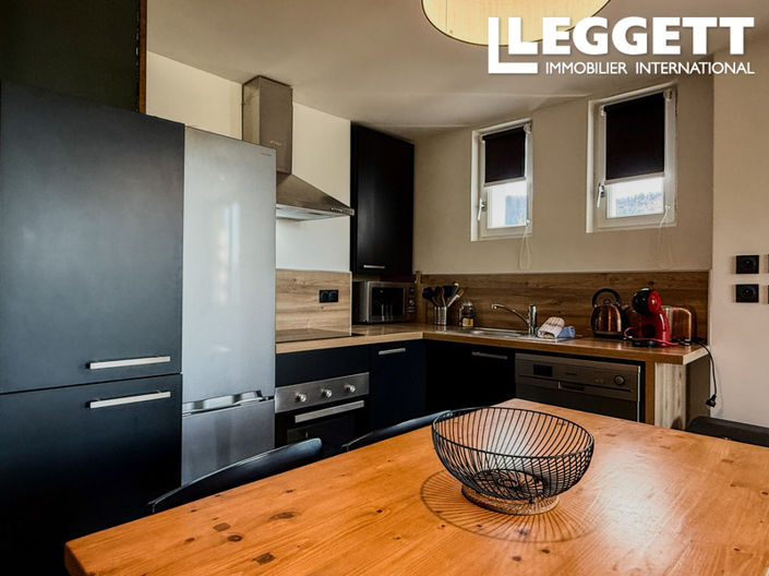 Image No.10-Commercial à vendre à Sarcenas