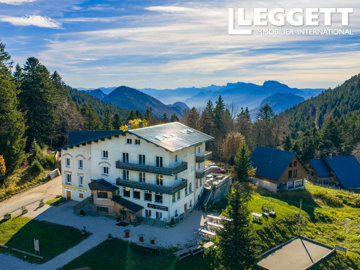 ahr0chm6ly9jzg4uagvzdglhlmltbw8vaw1hz2uvvevom