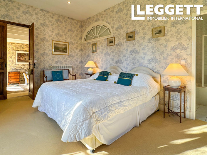 Image No.10-4 Bed House for sale