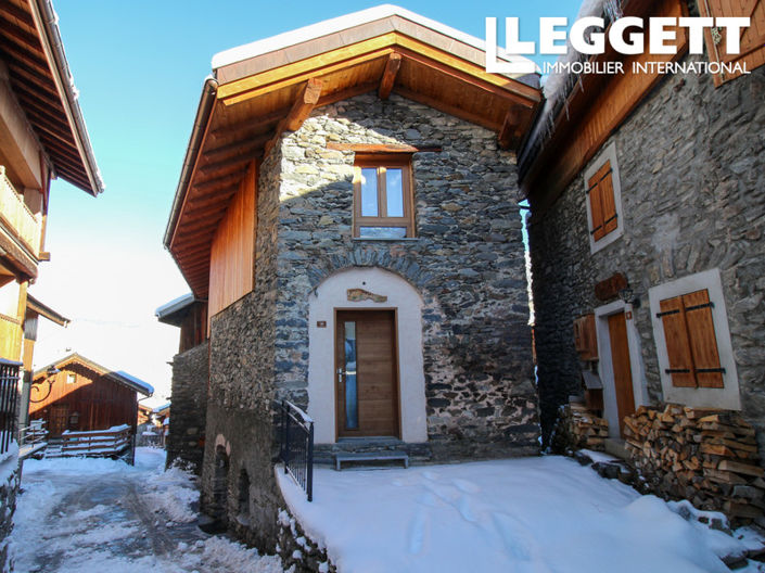 Image No.2-4 Bed House for sale