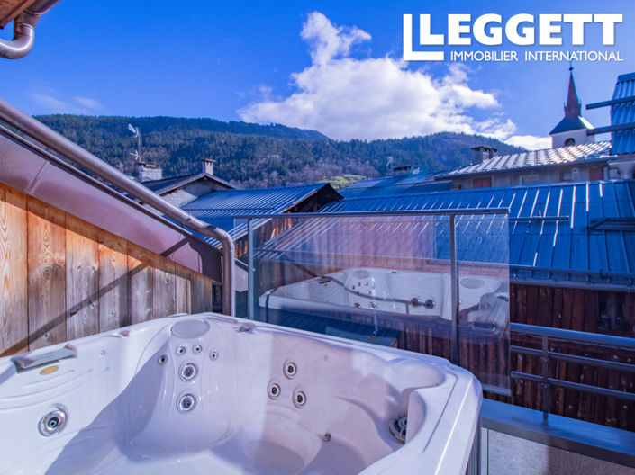 Image No.2-4 Bed House for sale