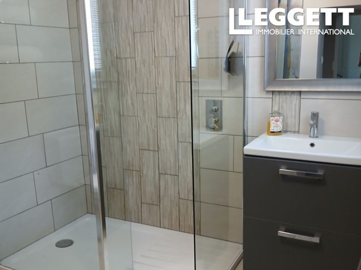 Image No.7-3 Bed House for sale