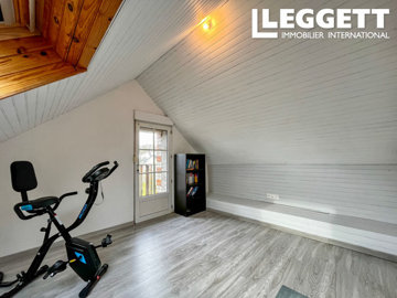 ahr0chm6ly9jzg4uagvzdglhlmltbw8vaw1hz2uvvevom