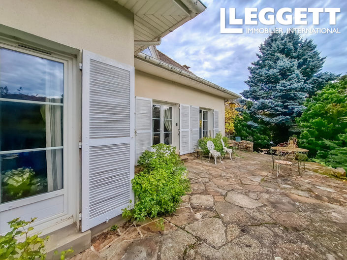 Image No.8-3 Bed House for sale