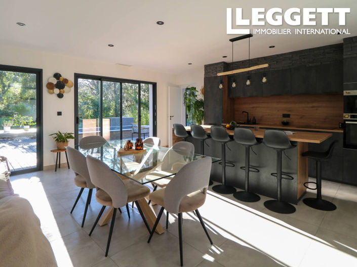 Image No.4-4 Bed House for sale