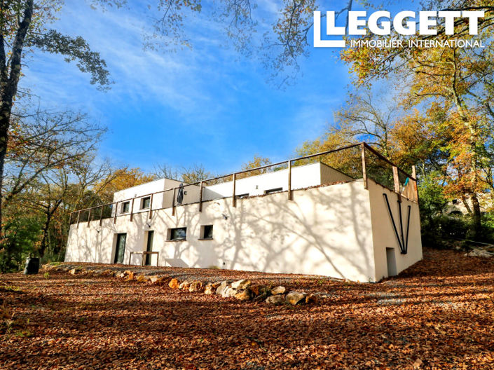 Image No.2-4 Bed House for sale